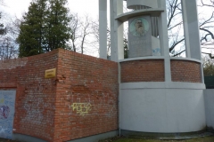 p1240891